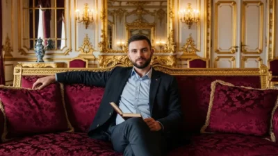 tom hiddleston net worth